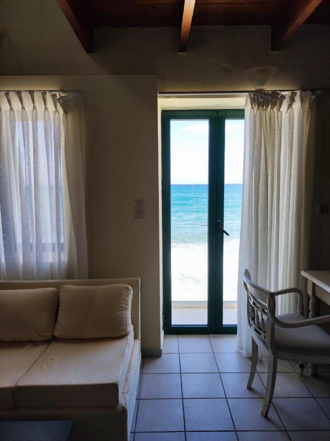 העיירה רתימנו Thalassa Apartments מראה חיצוני תמונה
