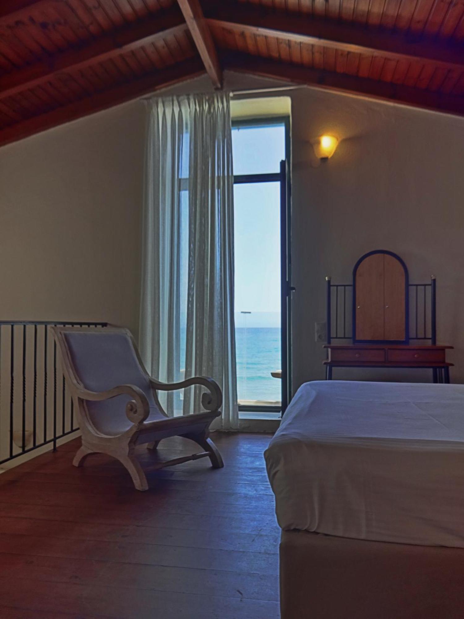 העיירה רתימנו Thalassa Apartments מראה חיצוני תמונה